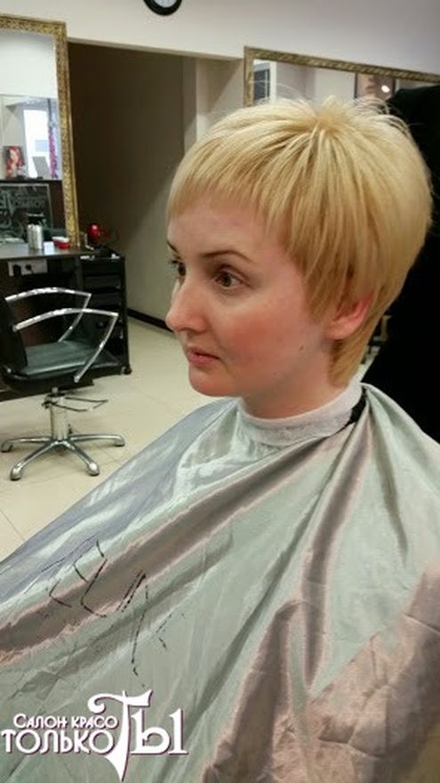 креативная короткая стрижка женская 